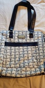 Jessica Simpson carry on luggage